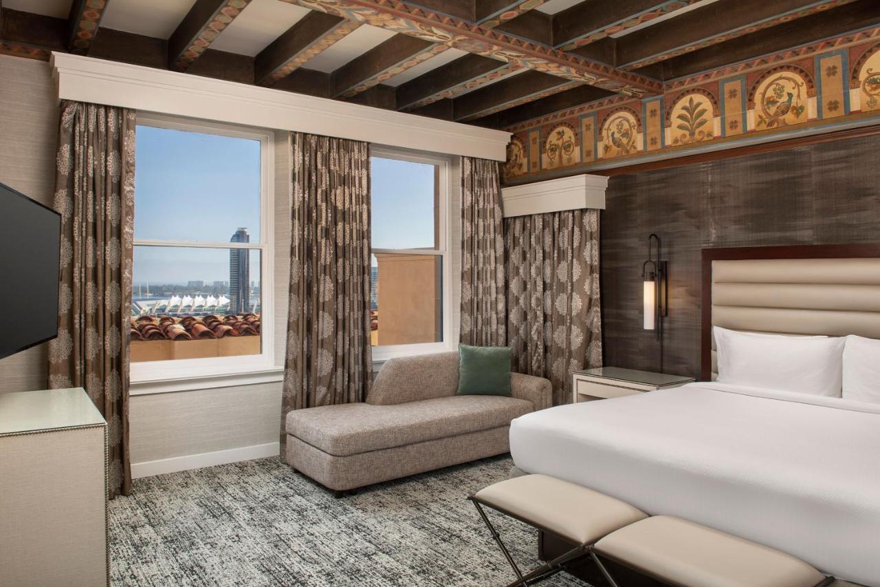Courtyard By Marriott San Diego Downtown Εξωτερικό φωτογραφία